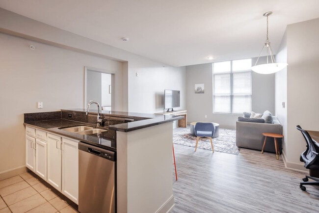 Building Photo - 121 E Freedom Way Unit ID1257391P