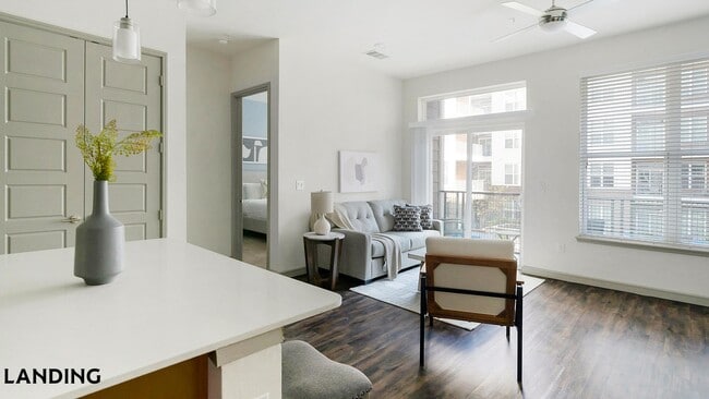 Photo - 1711 Caroline St Unit 318