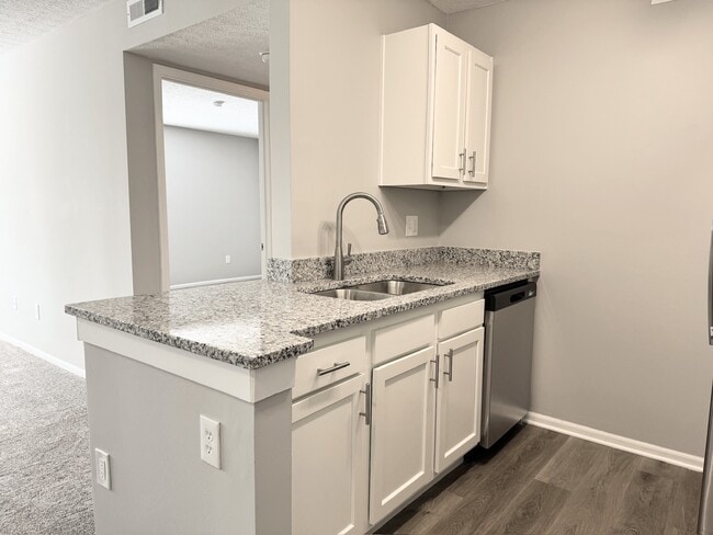 Photo - Greensview Apartments