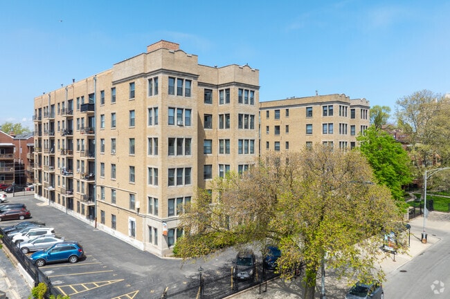 Alternate - Buena Terrace - 4242 N Sheridan Rd