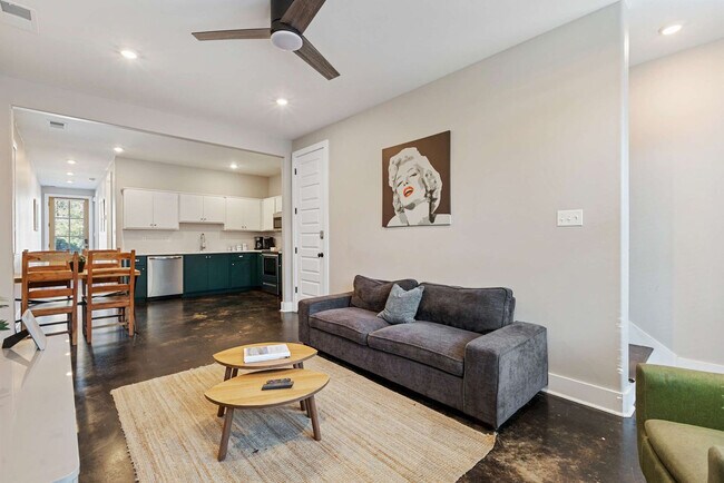 Photo - 912 New York St Unit SI ID1608473P