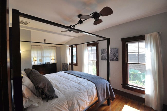 Photo - 408 NE 3rd Ave Unit ID1359130P