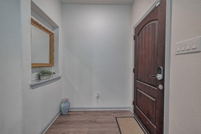 Photo - 3540 Rebecca St