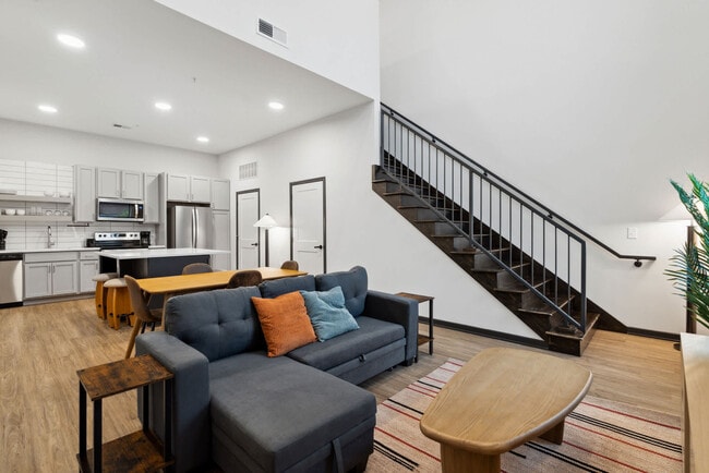 Building Photo - 423 E Michigan St Unit SI ID1032091P