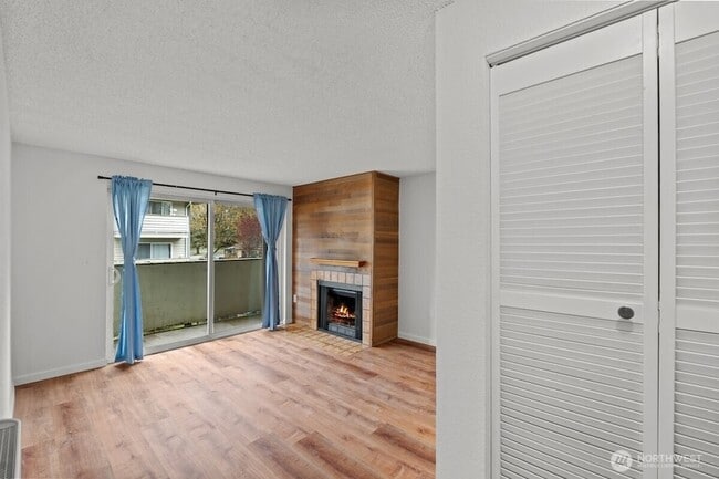 Photo - 1150 Sunset Blvd NE