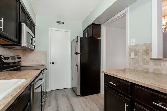 Photo - 6015 E University Blvd Unit 223G