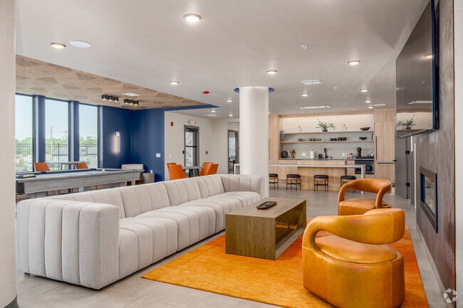 Clubhouse - Aria