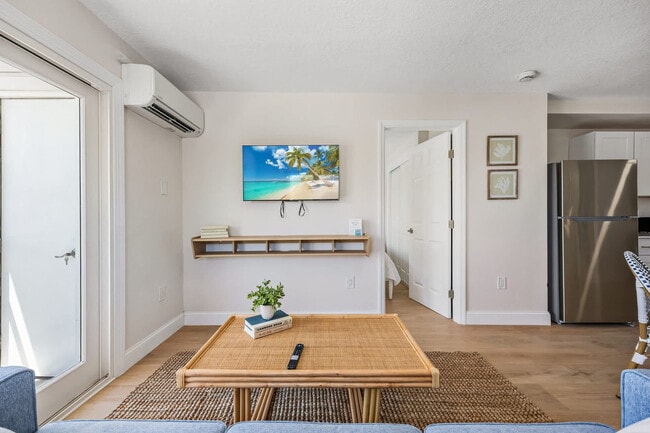 Photo - 637 S Orlando Ave Unit ID1245227P