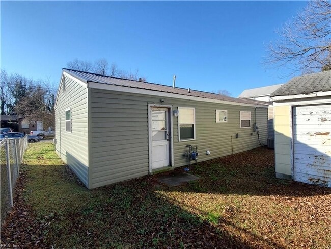 Photo - 1406 W 39th St