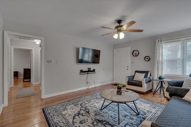 Photo - 804 Urban Ave Unit SI ID1391825P