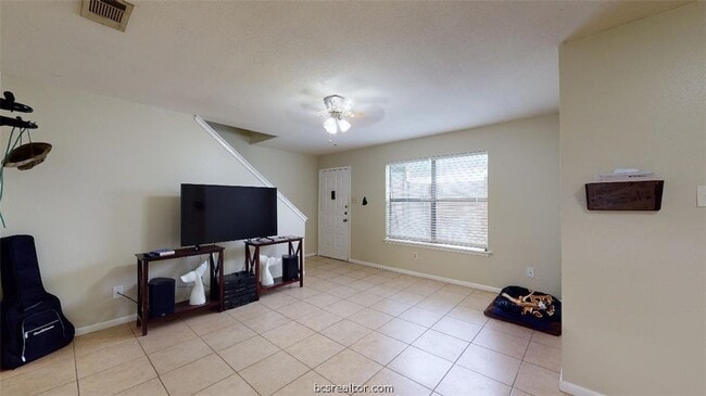 Photo - 1809 Treehouse Trail Unit B