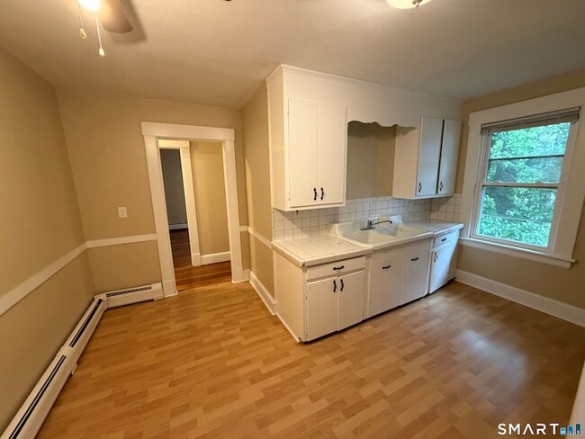 Photo - 285 Hillside Ave
