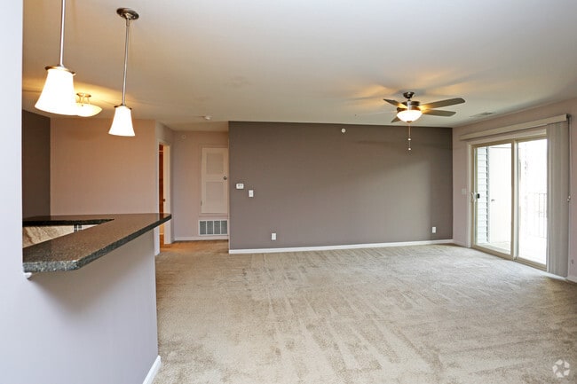 Living Room - Foxboro Apartment Homes