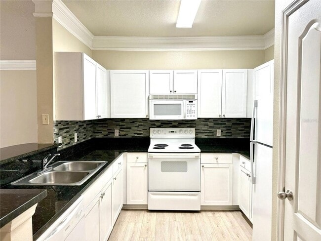 Photo - 8842 Villa View Cir Unit 3