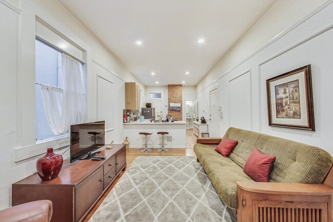 Photo - 2474 Washington St Unit ID1259136P