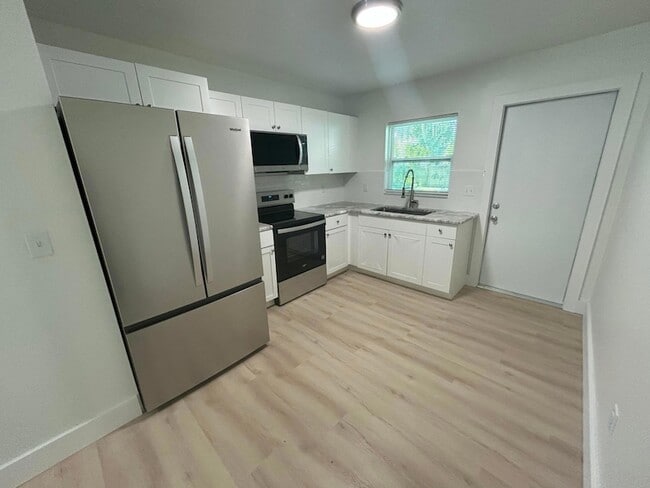 Photo - 2149 Sibley Ave