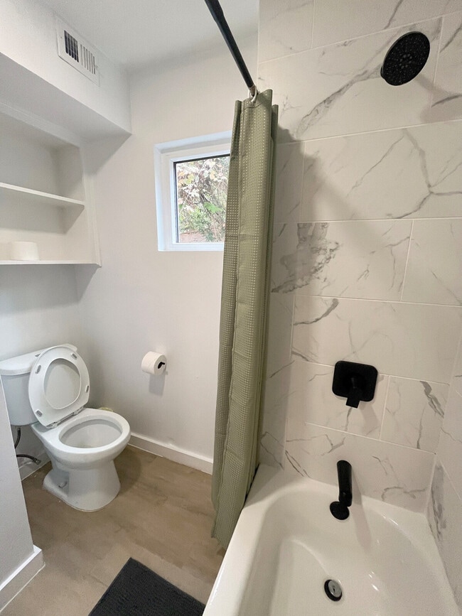 Photo - 6810 Lexington Rd Unit SI ID1497888P