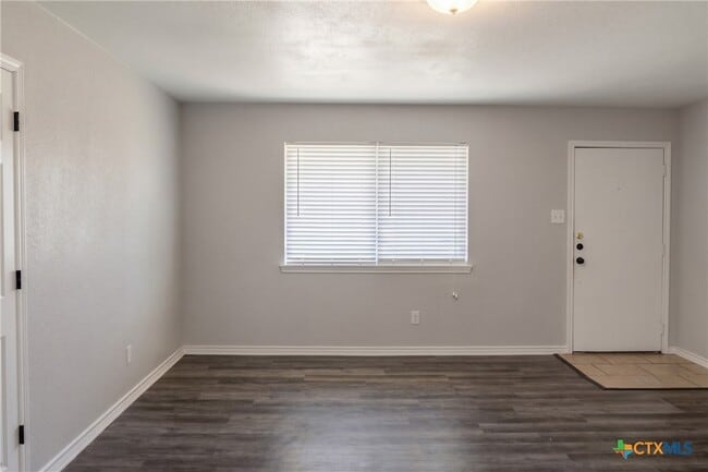 Photo - 2102 Hunt Dr Unit B