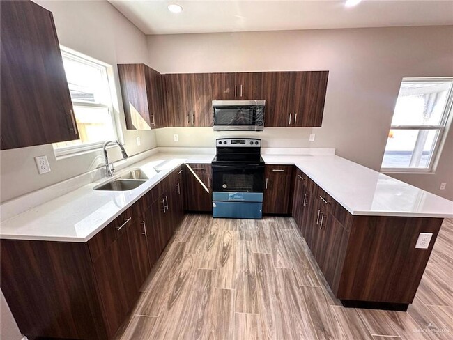 Photo - 4000 Walnut Ave Unit 4