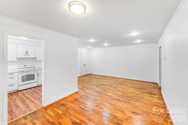 Photo - 405 W Harvie Ave Unit B