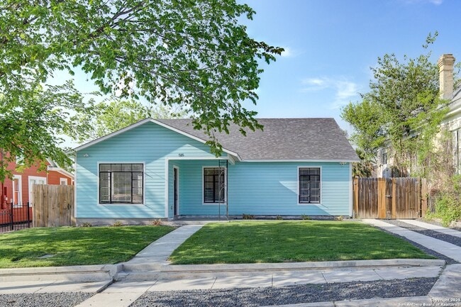 Photo - 515 Nolan St