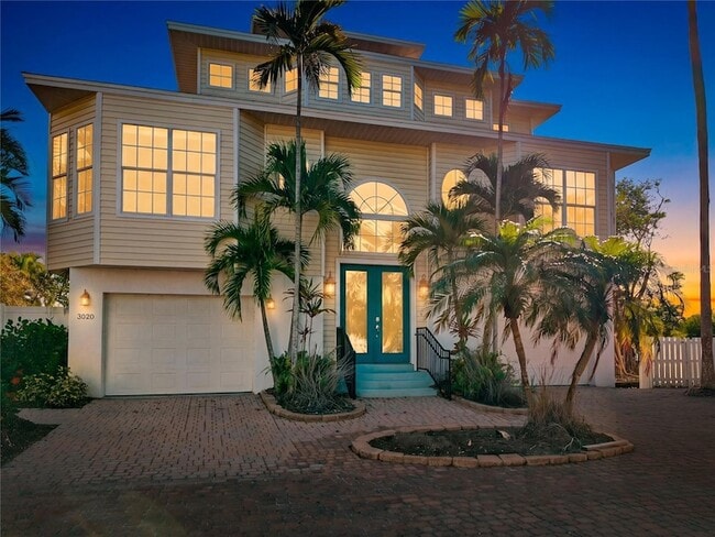 Building Photo - 3020 Gulf of Mexico Dr