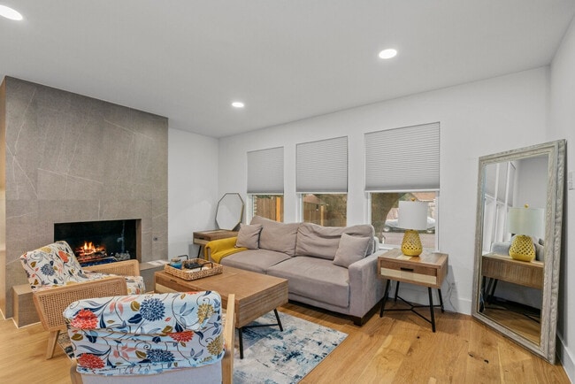 Building Photo - 2104 Lamplight Village Cir Unit SI ID1492683P