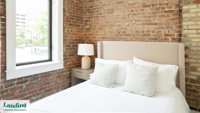 Photo - 425 20th St S Unit 200