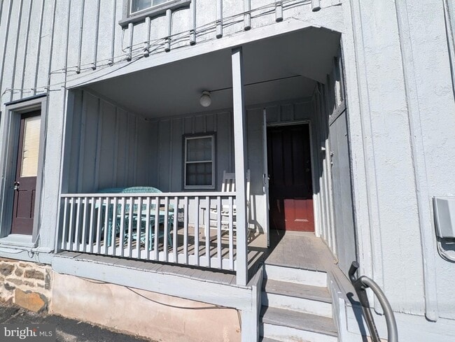 Photo - 115 Chambersburg St