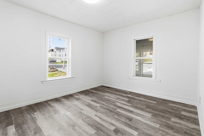 Photo - 43 Orient St Unit 1