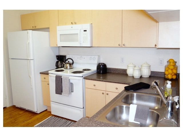 Spacious kitchen - Refined