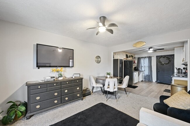 Photo - 3705 Bremond St