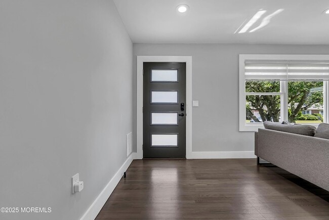 Photo - 14 Fulton Ave