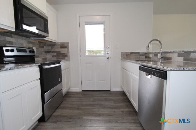 Photo - 118 Wind Ridge Dr Unit B