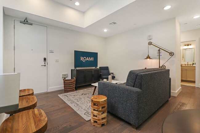 Photo - 127 Carondelet St Unit ID1272319P