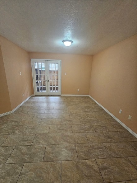 Photo - 10601 South Dr Unit 80