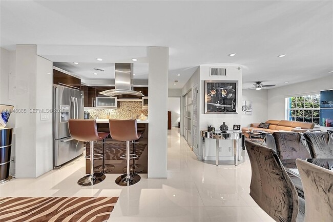 Photo - 6261 Bay Club Dr Unit 4