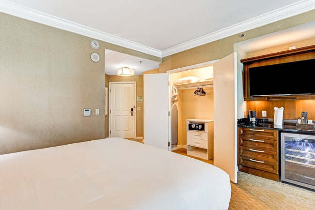 Photo - 135 E Harmon Ave Unit SI ID1293412P