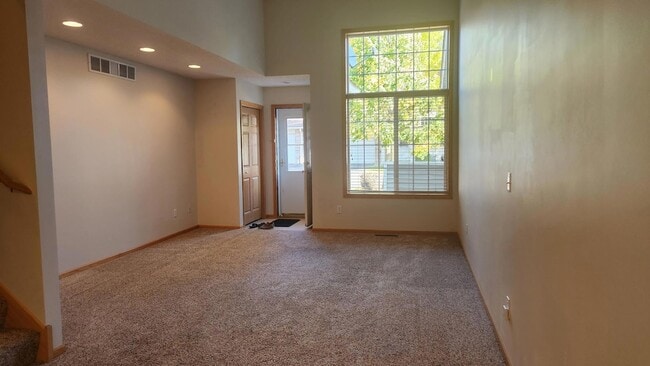 Photo - 5187 207th St N