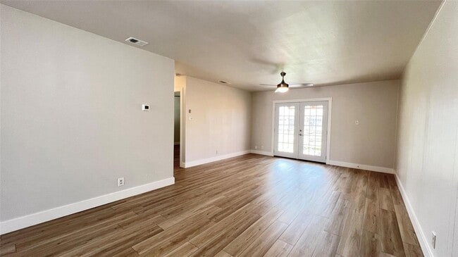 Photo - 11208 Renel Dr Unit A
