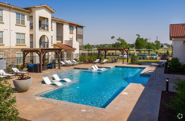 Photo - El Mirador Apartments at Elm Park