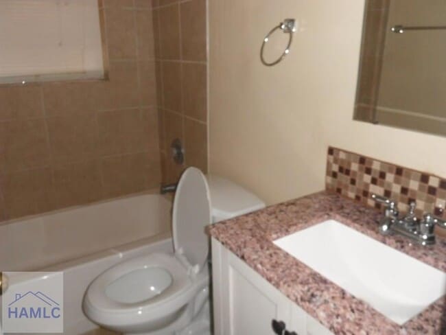 Photo - 503 Stewart Dr