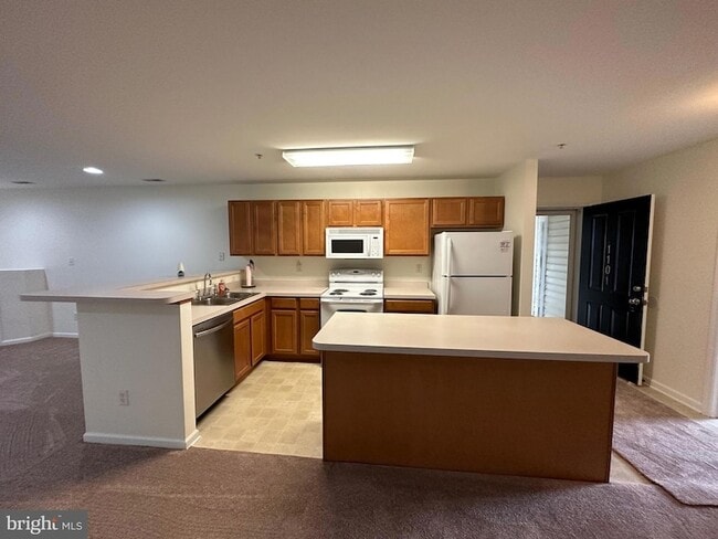 Photo - 1101 Caitlins Way