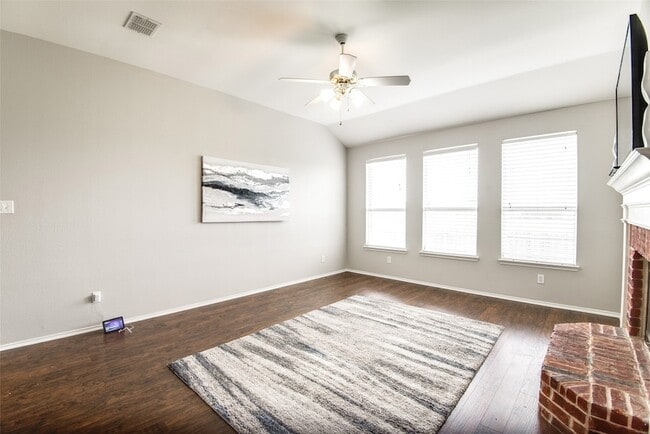 Photo - 1425 Gatlinburg Cir