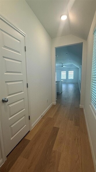 Photo - 176 Hornet St
