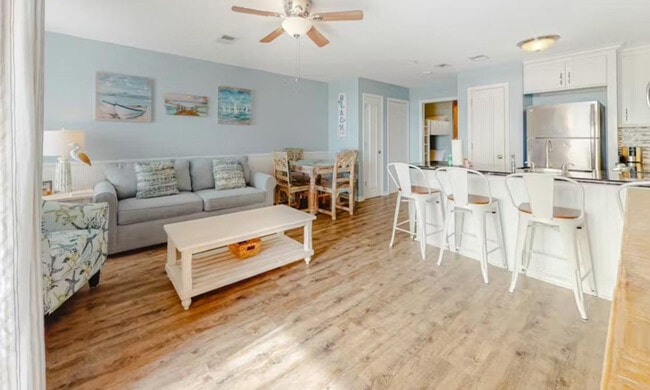 Photo - 572 E Beach Blvd Unit ID1372727P