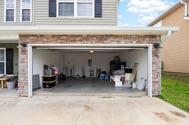 Photo - 507 Eisenhower Dr