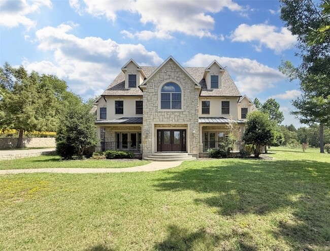 Building Photo - 1026 FM131