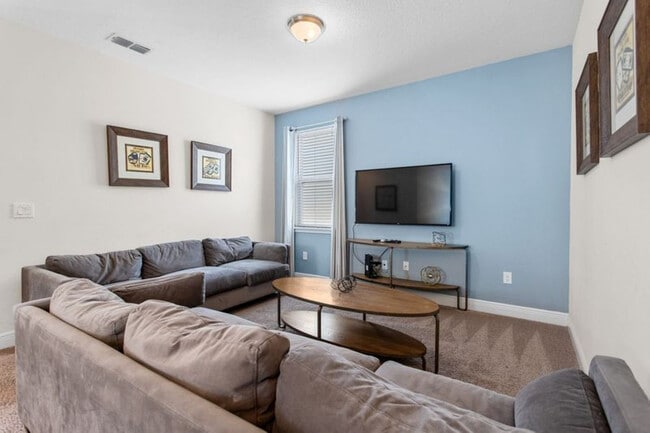 Building Photo - 361 Pendant Ct Unit ID1059208P