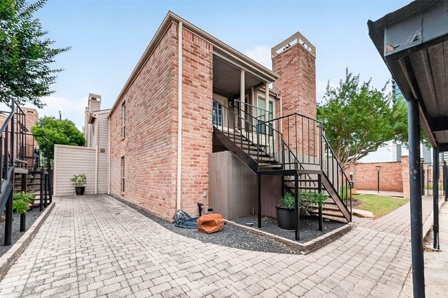 Photo - 3700 W Clay St Unit 244